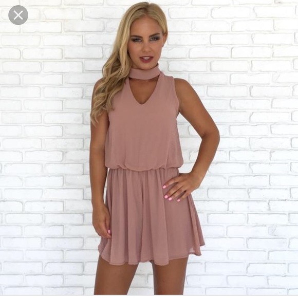 Dresses & Skirts - Dainty Hooligan Just Breathe Romper in Mauve